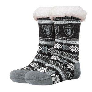 🆕 LAS VEGAS RAIDERS FAIR AISLE TALL FOOTY SLIPPERS - NFL - WOMEN